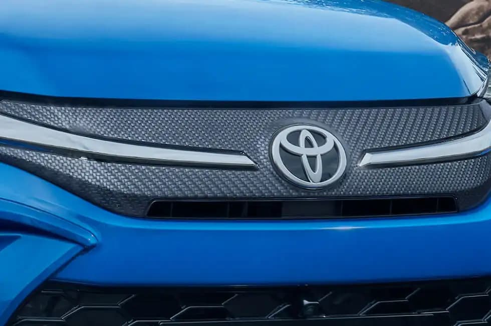 Toyota Urban Cruiser Hyryder exterior 2